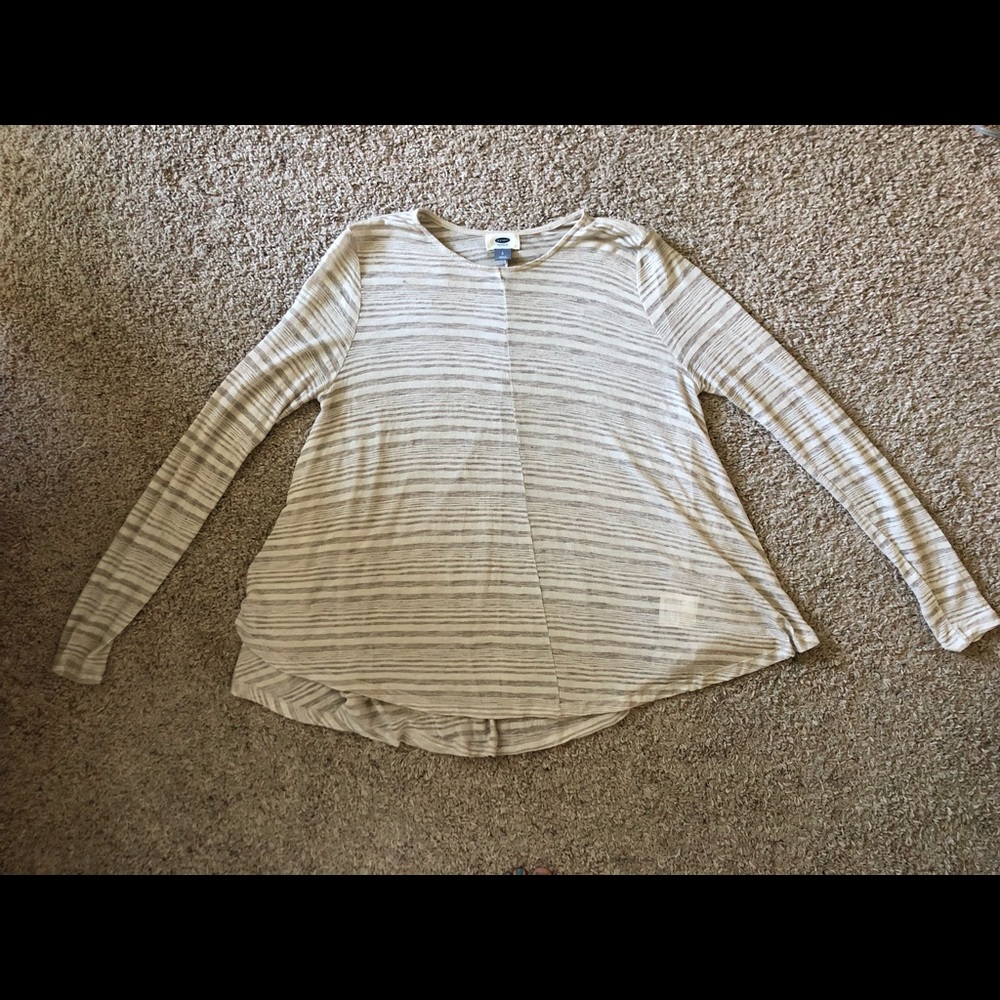 Cream shirt size:S